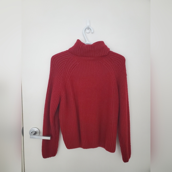 Turtleneck Top - Picture 2 of 3